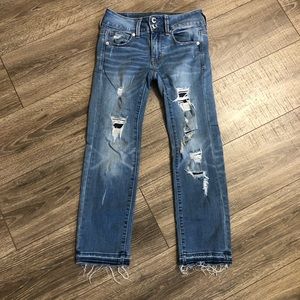 American Eagle distresses crops!